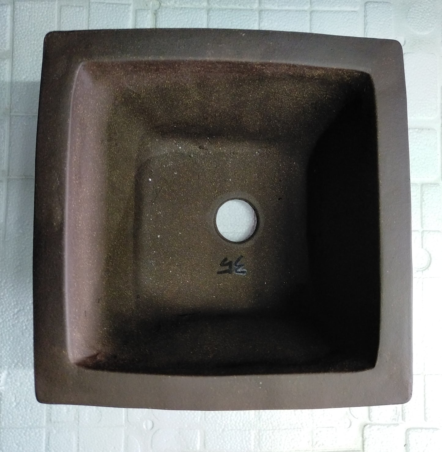 Beautiful semi cascade bonsai pot - 26cm