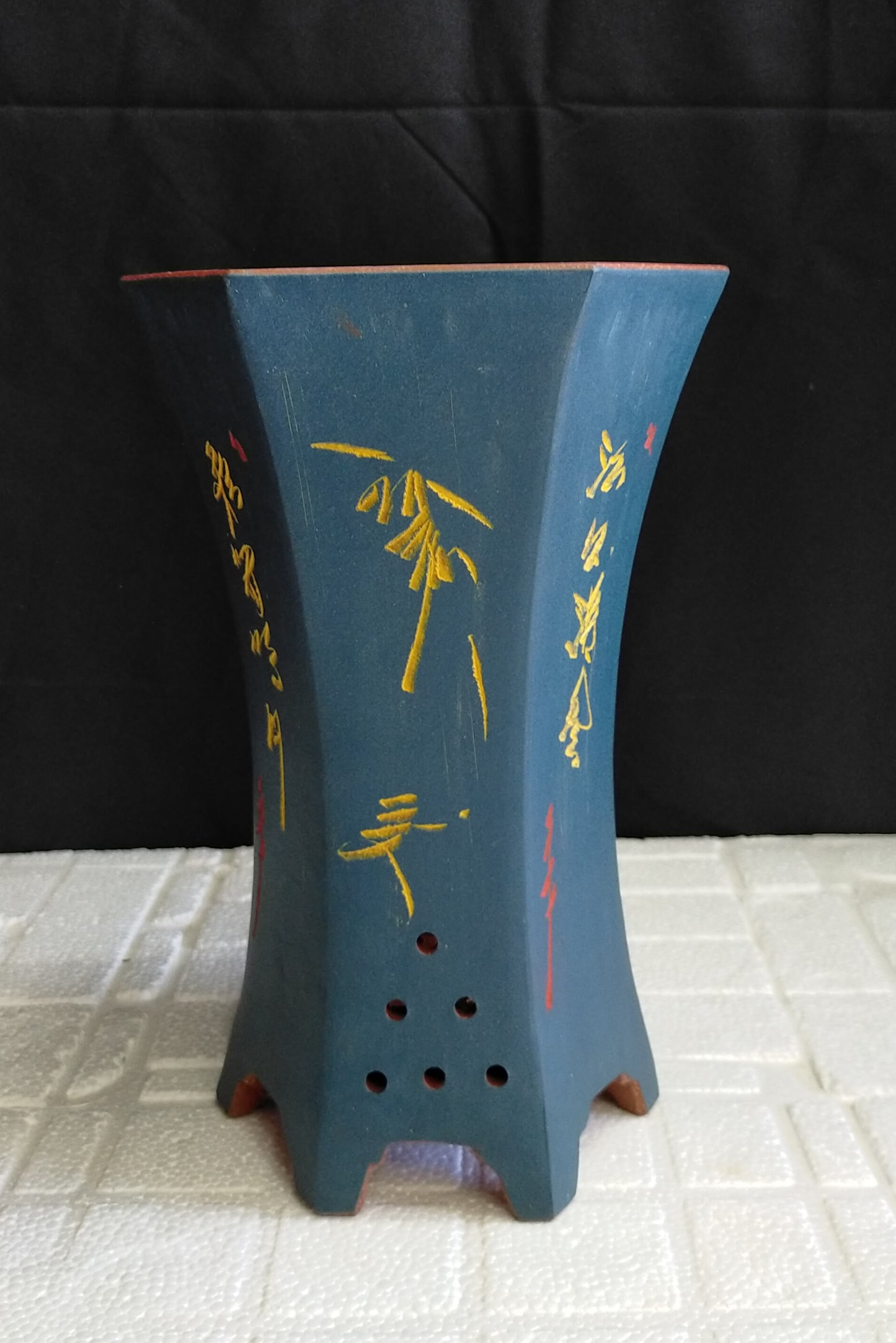 Beautiful cascade bonsai pot - 15cm